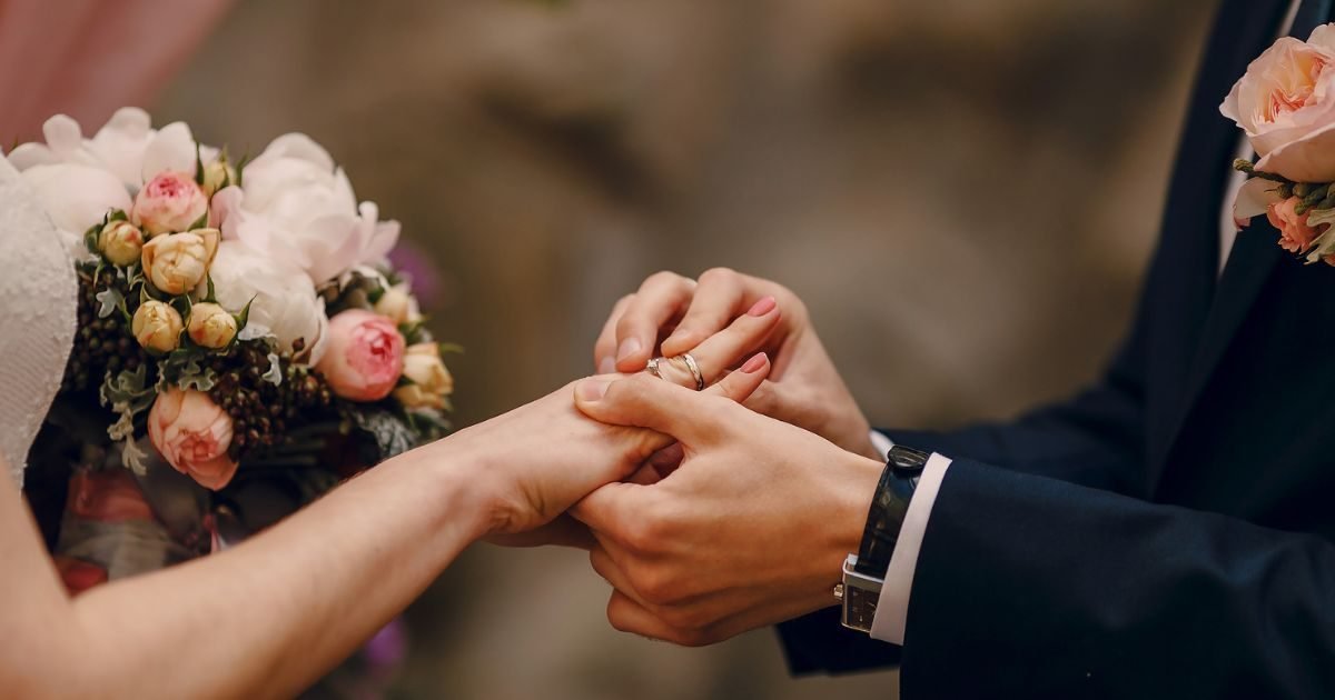 Alianças de Casamento e a simbologia no Direito de Família.